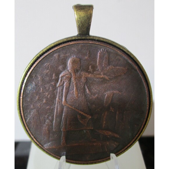 Celtic Lore: Morrigan the Queen of Battles Coin/Pendant-Copper/Bronze - Picture 2 of 5